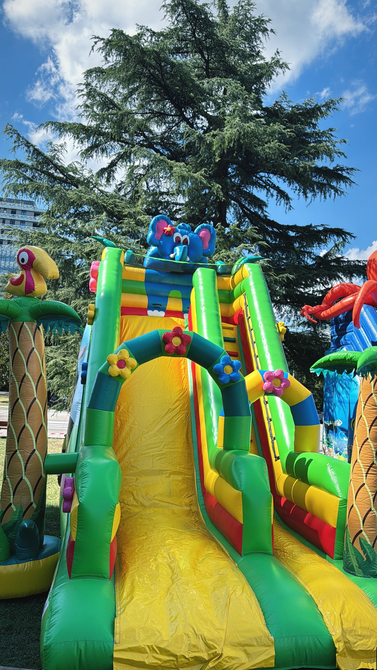 napihljivo igralo slonček